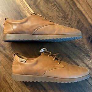 Pikolinos Leather Shoes, Size 41